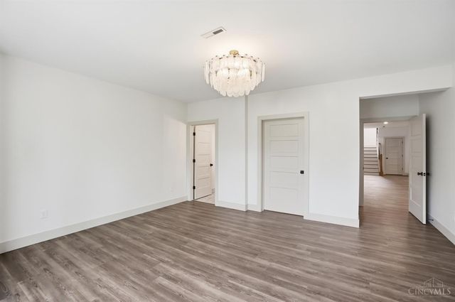18 Chimney Ridge Drive, Loveland, OH 45140