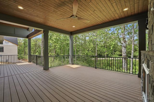 18 Chimney Ridge Drive, Loveland, OH 45140