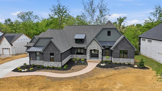 18 Chimney Ridge Drive, Loveland, OH 45140