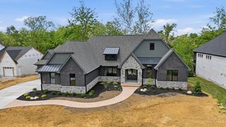 18 Chimney Ridge Drive, Loveland, OH 45140