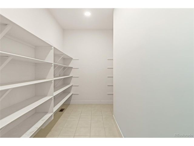 6121 Chester St, Denver, CO 80238