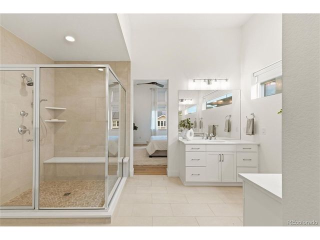 6121 Chester St, Denver, CO 80238