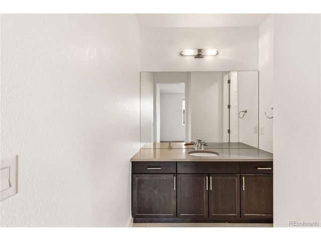 6121 Chester St, Denver, CO 80238