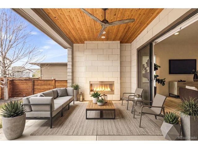 6121 Chester St, Denver, CO 80238