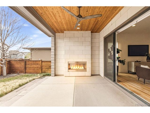 6121 Chester St, Denver, CO 80238