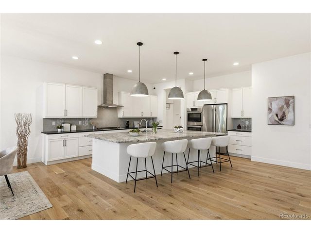 6121 Chester St, Denver, CO 80238
