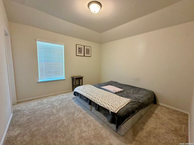 12254 Black Hat, San Antonio, TX 78254