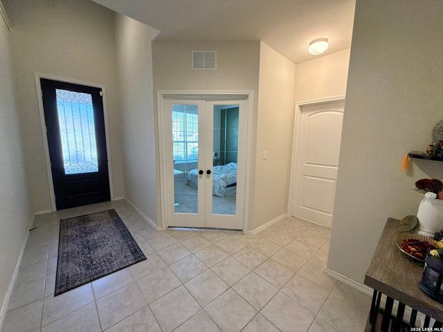 12254 Black Hat, San Antonio, TX 78254