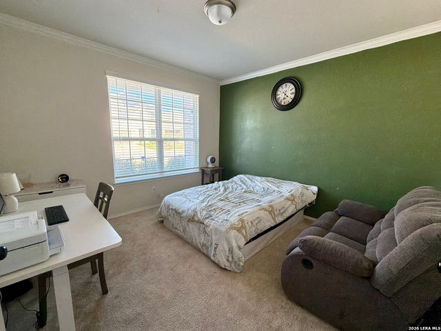 12254 Black Hat, San Antonio, TX 78254