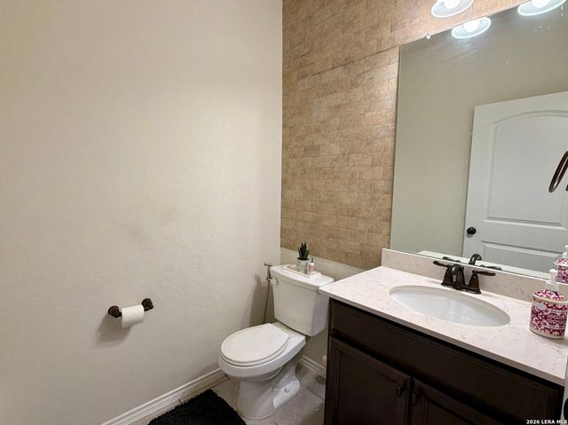 12254 Black Hat, San Antonio, TX 78254