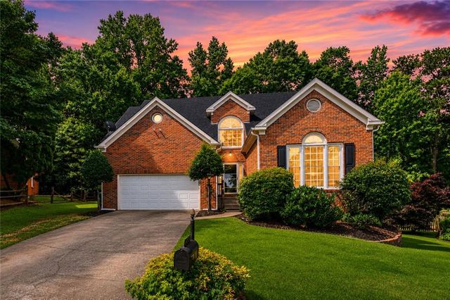 2707 Glenrose Hill, Atlanta, GA 30341