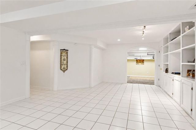 2707 Glenrose Hill, Atlanta, GA 30341
