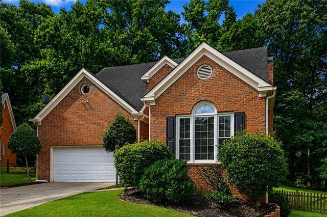 2707 Glenrose Hill, Atlanta, GA 30341
