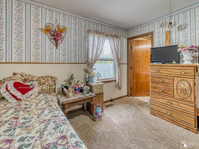 4972 Elm Street, Newport, MI 48166