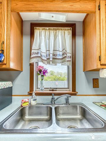4972 Elm Street, Newport, MI 48166