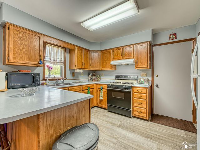 4972 Elm Street, Newport, MI 48166