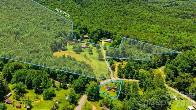 95 FieldStream Drive, Marion, NC 28752