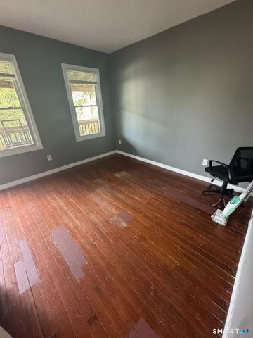 182 Hewitt Street, Bridgeport, CT 06607