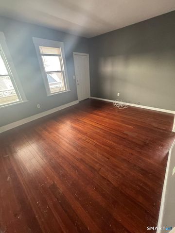 182 Hewitt Street, Bridgeport, CT 06607