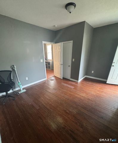 182 Hewitt Street, Bridgeport, CT 06607