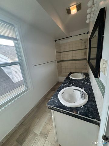 182 Hewitt Street, Bridgeport, CT 06607