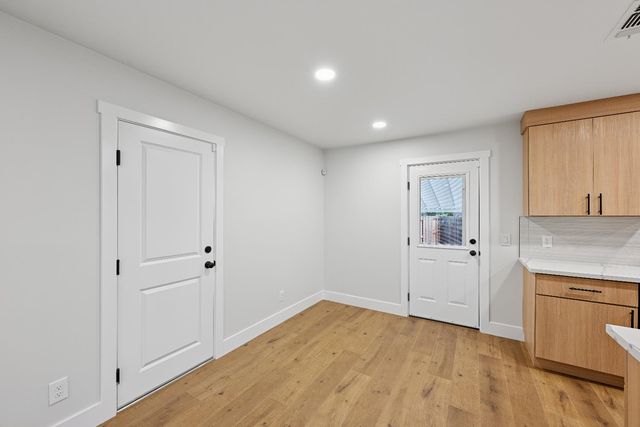 6212 Burns Way, Sacramento, CA 95824