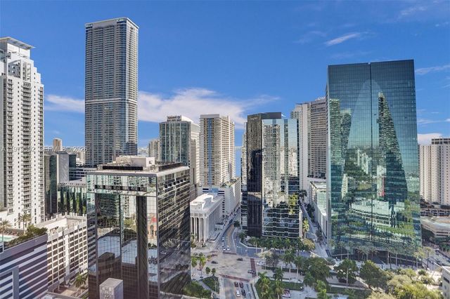 1250 S Miami Ave 2702, Miami, FL 33130