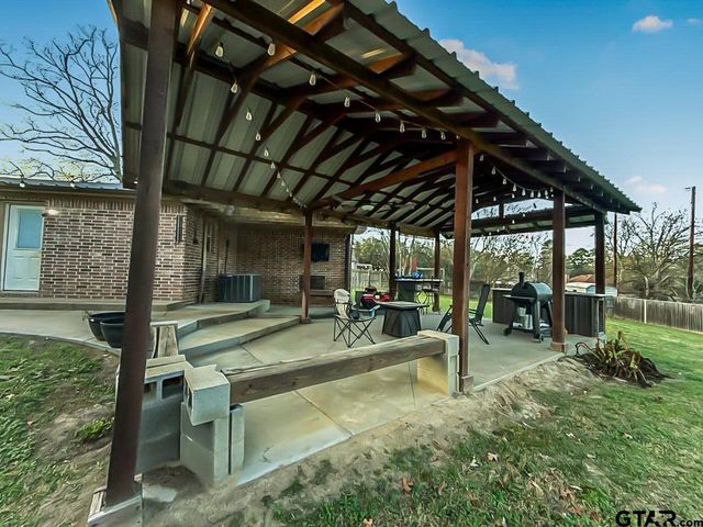 776 County Road 2220, Mineola, TX 75773