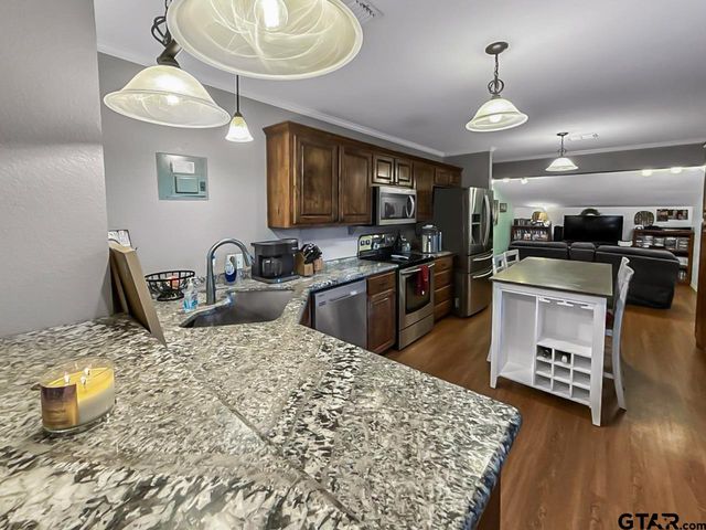 776 County Road 2220, Mineola, TX 75773