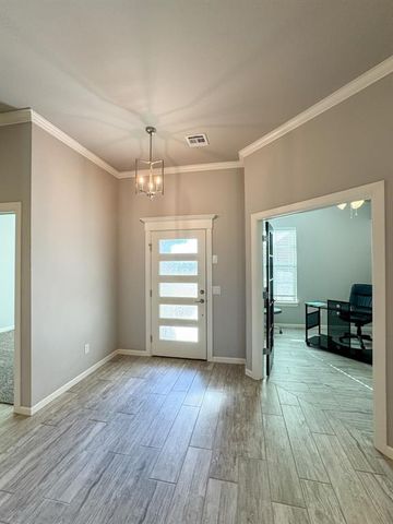 2909 Summit Hollow Circle, Norman, OK 73071