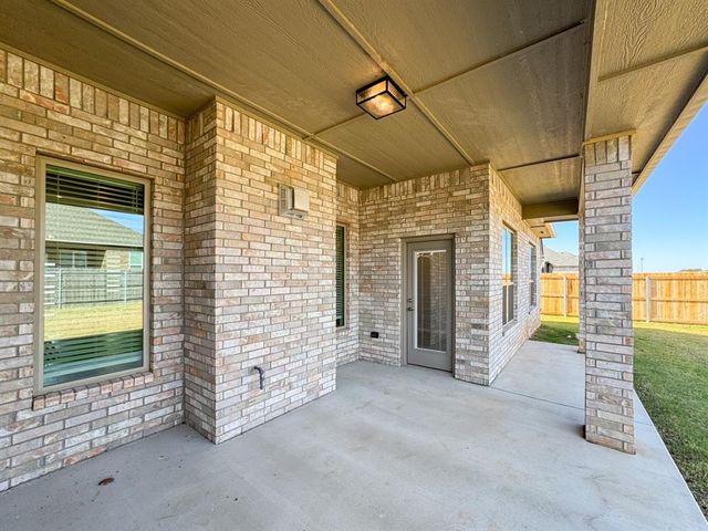 2909 Summit Hollow Circle, Norman, OK 73071