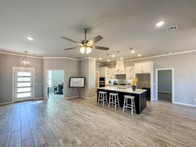 2909 Summit Hollow Circle, Norman, OK 73071