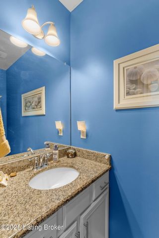 18107 Brightleaf Pl, Fisherville, KY 40023