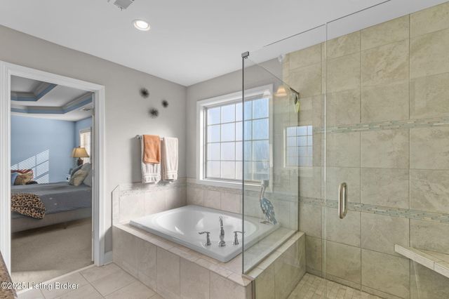 18107 Brightleaf Pl, Fisherville, KY 40023