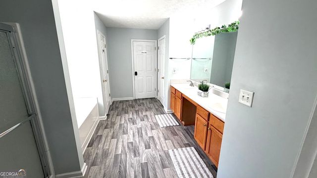 3070 Emden Trail, Snellville, GA 30039