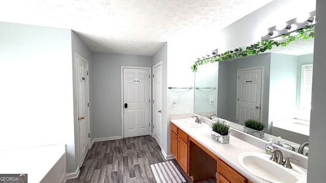 3070 Emden Trail, Snellville, GA 30039