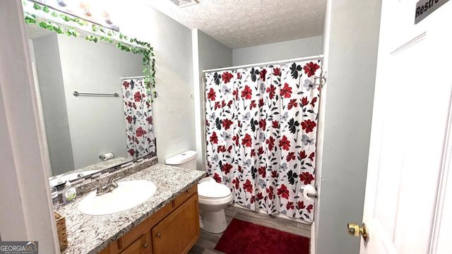 3070 Emden Trail, Snellville, GA 30039
