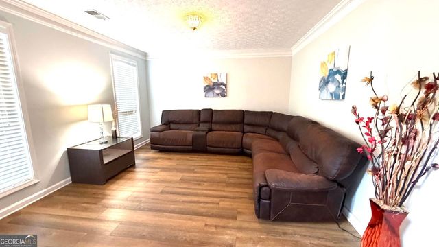 3070 Emden Trail, Snellville, GA 30039