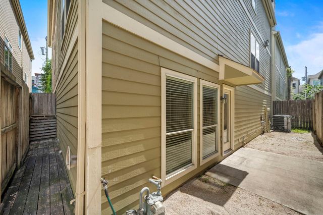 1429 Oneil Street, Houston, TX 77019