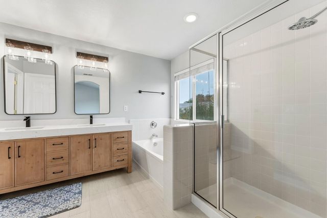 399 Bombay Cir, Sacramento, CA 95835