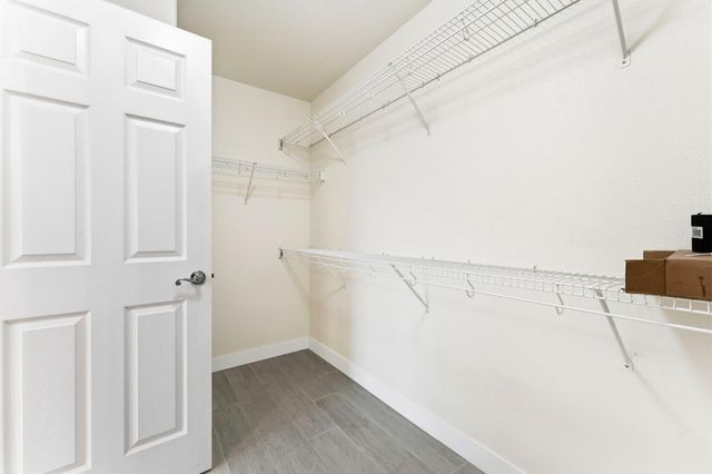 399 Bombay Cir, Sacramento, CA 95835