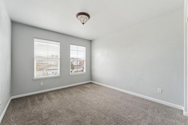 399 Bombay Cir, Sacramento, CA 95835