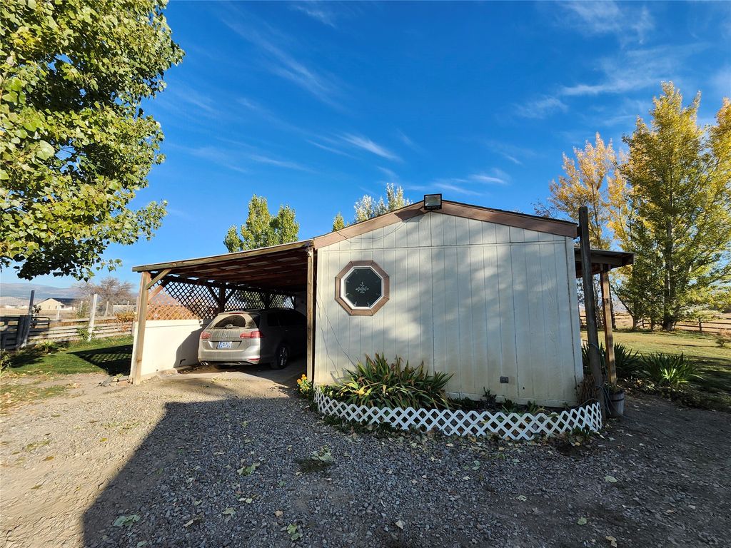 36 Howser Road, Lonepine, MT 59845 photo 4