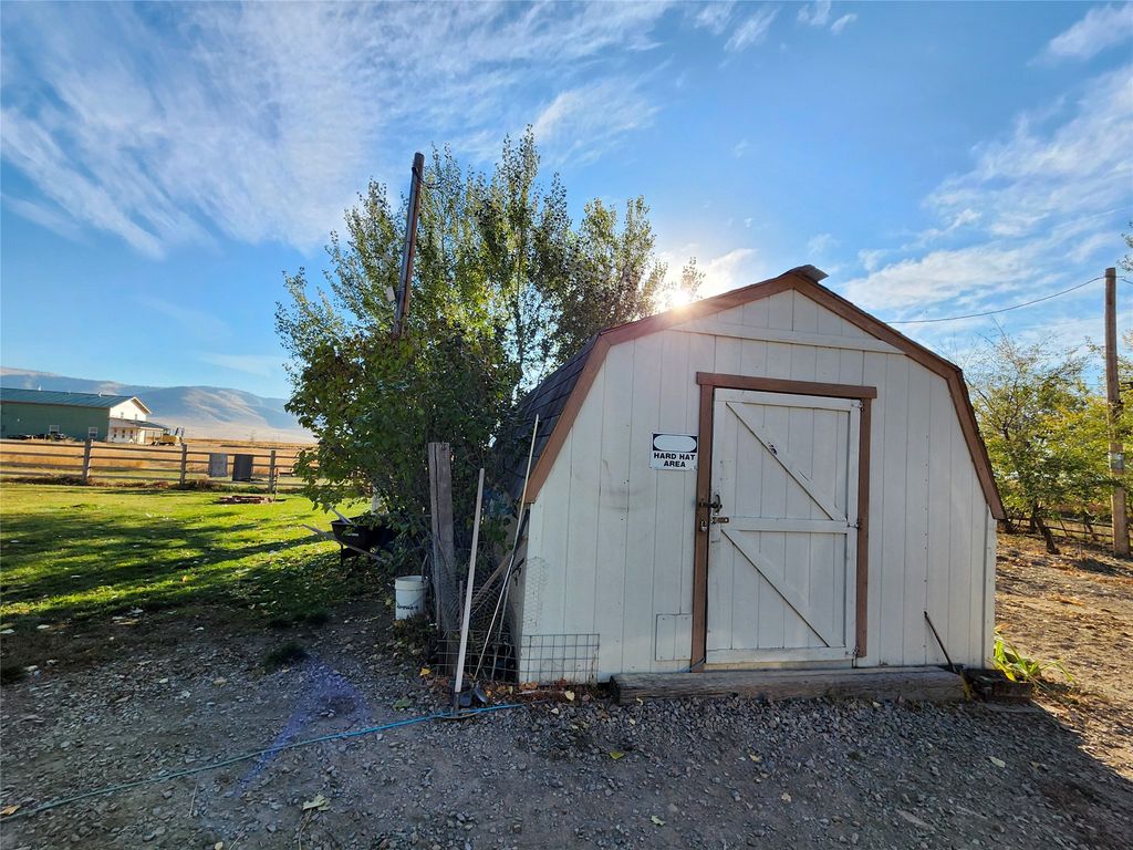 36 Howser Road, Lonepine, MT 59845 photo 5