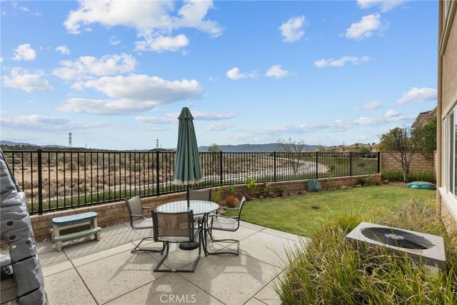 23860 Brescia Drive, Valencia, CA 91354