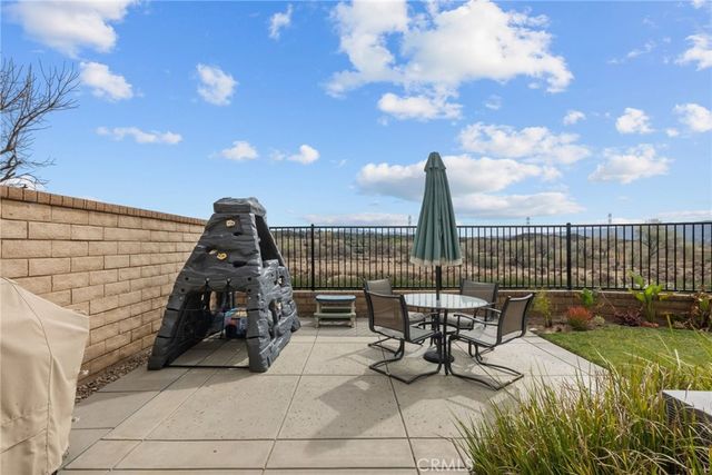 23860 Brescia Drive, Valencia, CA 91354