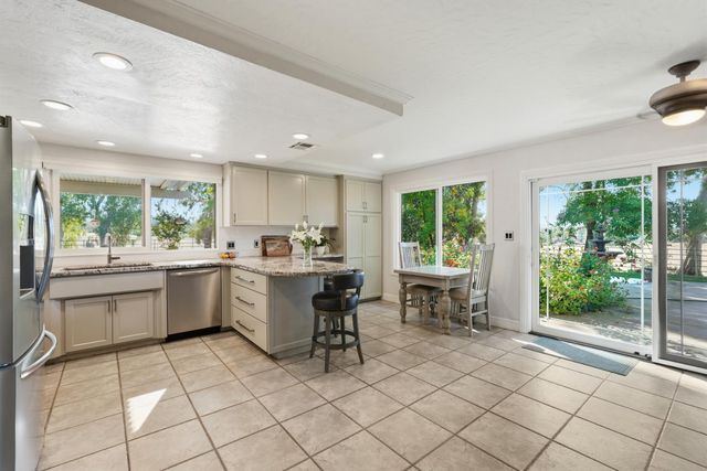 5400 Wise Rd, Lincoln, CA 95648