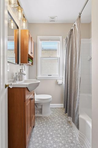 4601 35th Avenue S, Minneapolis, MN 55406