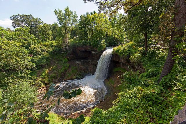 4601 35th Avenue S, Minneapolis, MN 55406