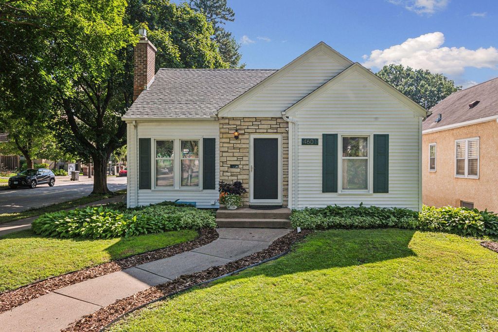 4601 35th Avenue S, Minneapolis, MN 55406